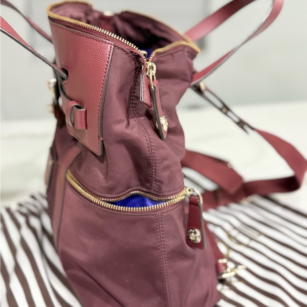 Henri Bendel Jetsetter Convertible Backpack/crossbody/tote Oxblood/Burgundy - Picture 9 of 16